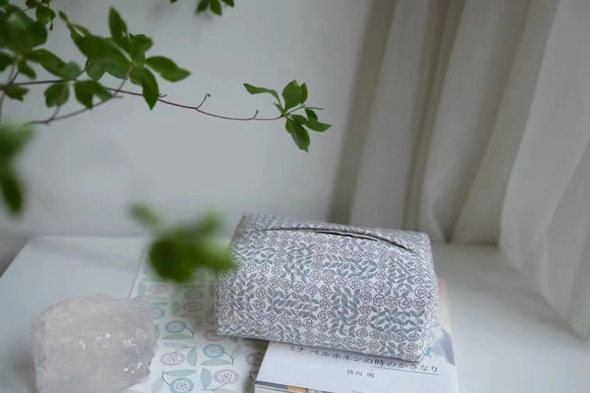 英國進口LIBERTY布料 睡玫瑰系列 手工紙巾盒(兩色)