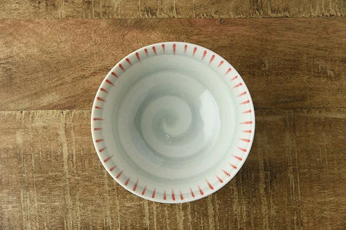 手繪德草花紋 飯碗 紅色 | 美濃燒