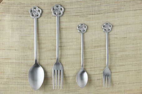 Mizuhiki 銀色梅花結餐具組合8件套