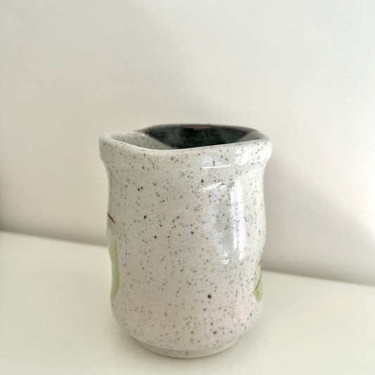 手繪日本兔系列 淡綠色茶杯  | 九谷燒