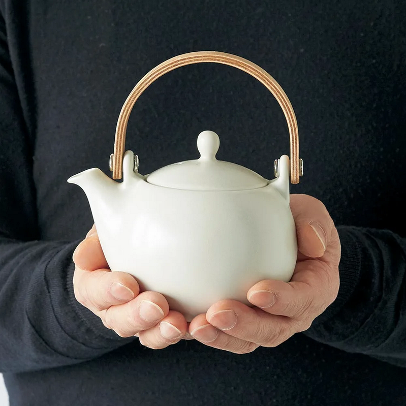 SALIU YUI系列 手工白瓷茶壺 | 美濃燒