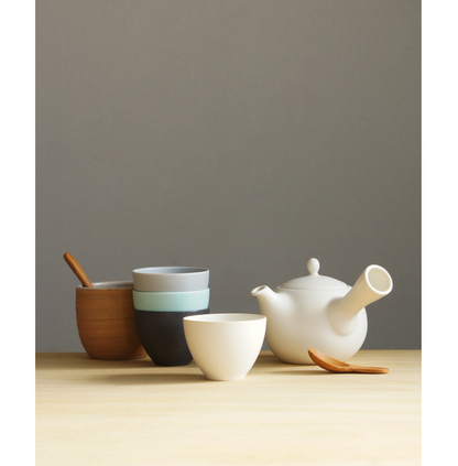 SALIU YUI系列 美濃燒 手工白瓷茶杯